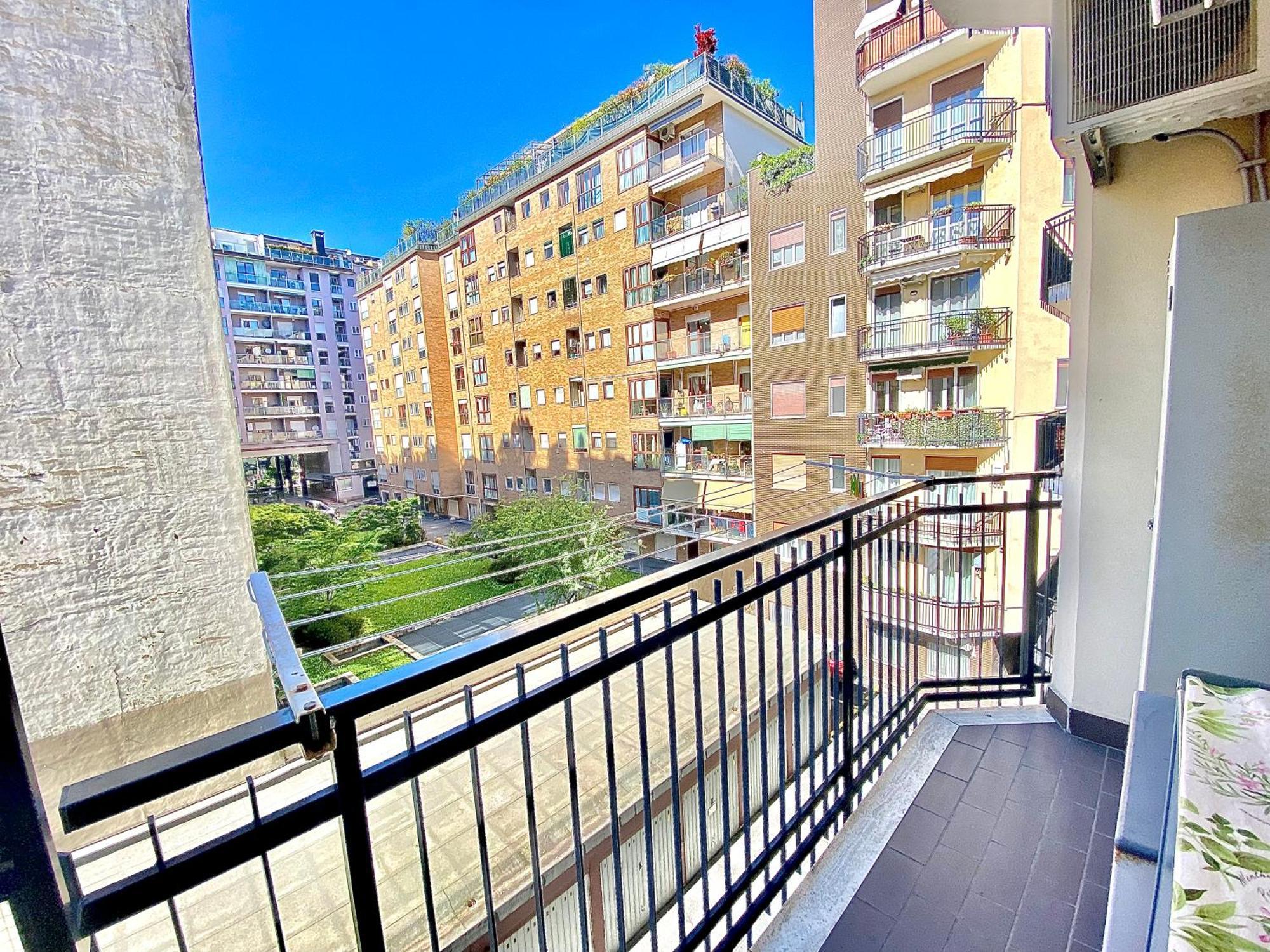 Beada Home, A Pochi Passi Dal Centro Storico Milano E Navigli, Con Fermata Metropolitana Sotto Casa ภายนอก รูปภาพ